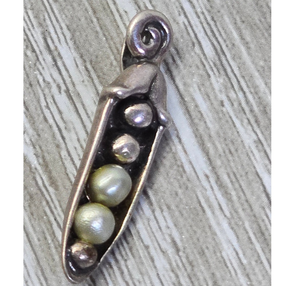OS Sterling Silver .925 Two Peas in a Pod Pendant Charm Cultured Pearl Signed